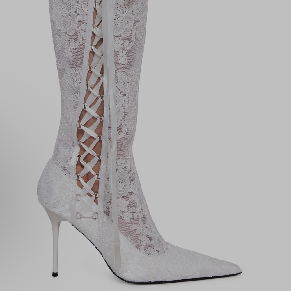 Elegant White Lace Knee-High Stiletto Boots
